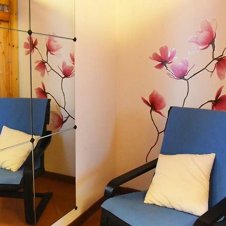 Cozy Garden Retrait Appartement Varenna Buitenkant foto
