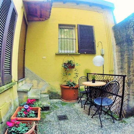Cozy Garden Retrait Appartement Varenna Buitenkant foto