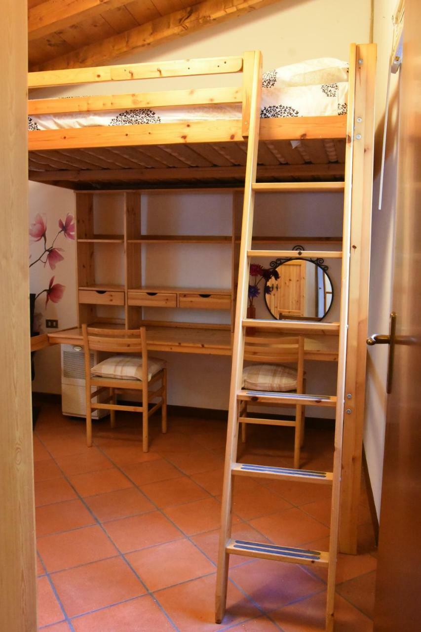 Cozy Garden Retrait Appartement Varenna Buitenkant foto